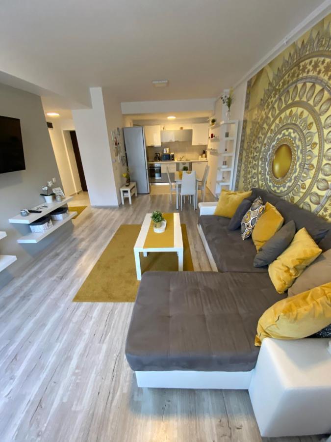 Harmony Apartment Sinaia Bagian luar foto